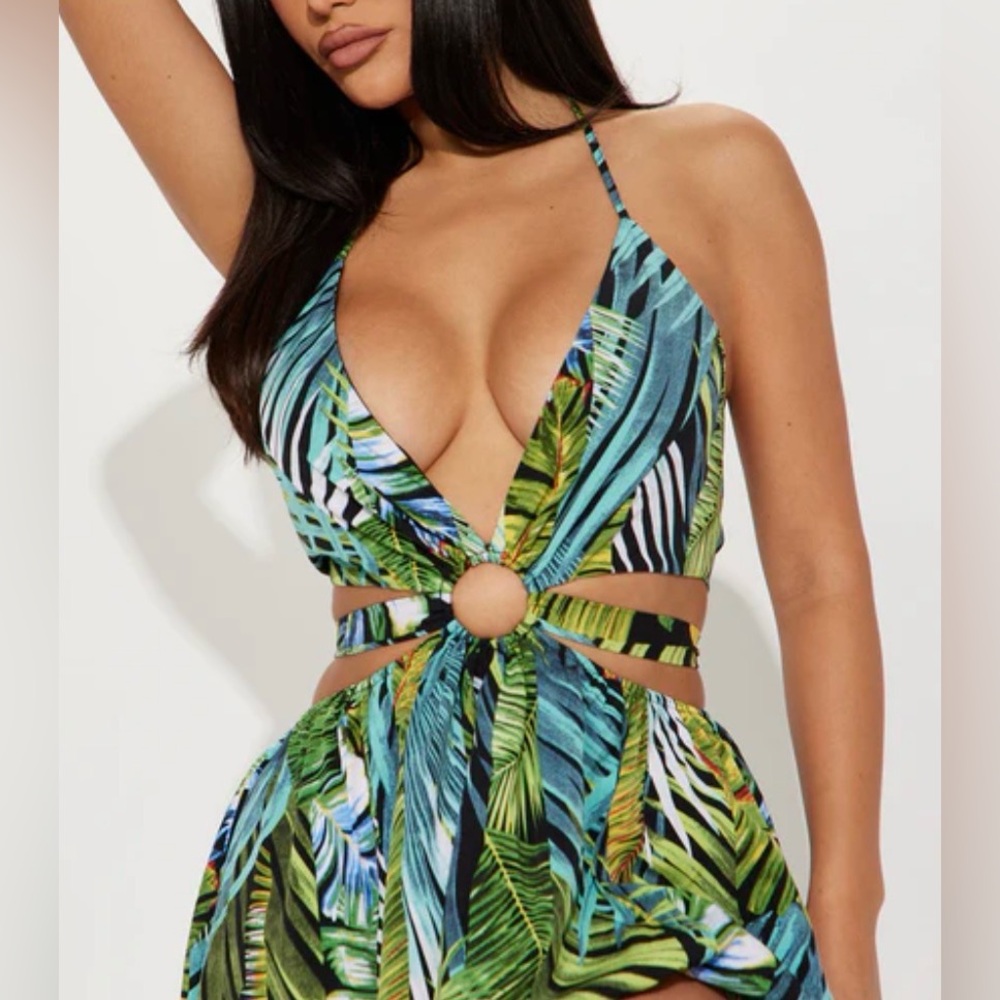 Tropical-print maxi dress. O-ring cut out. The Sang Clothing. Halter V-neck. M - Picture 13 of 15